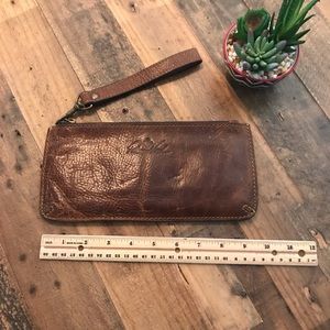Leather Patricia Nash wristlet